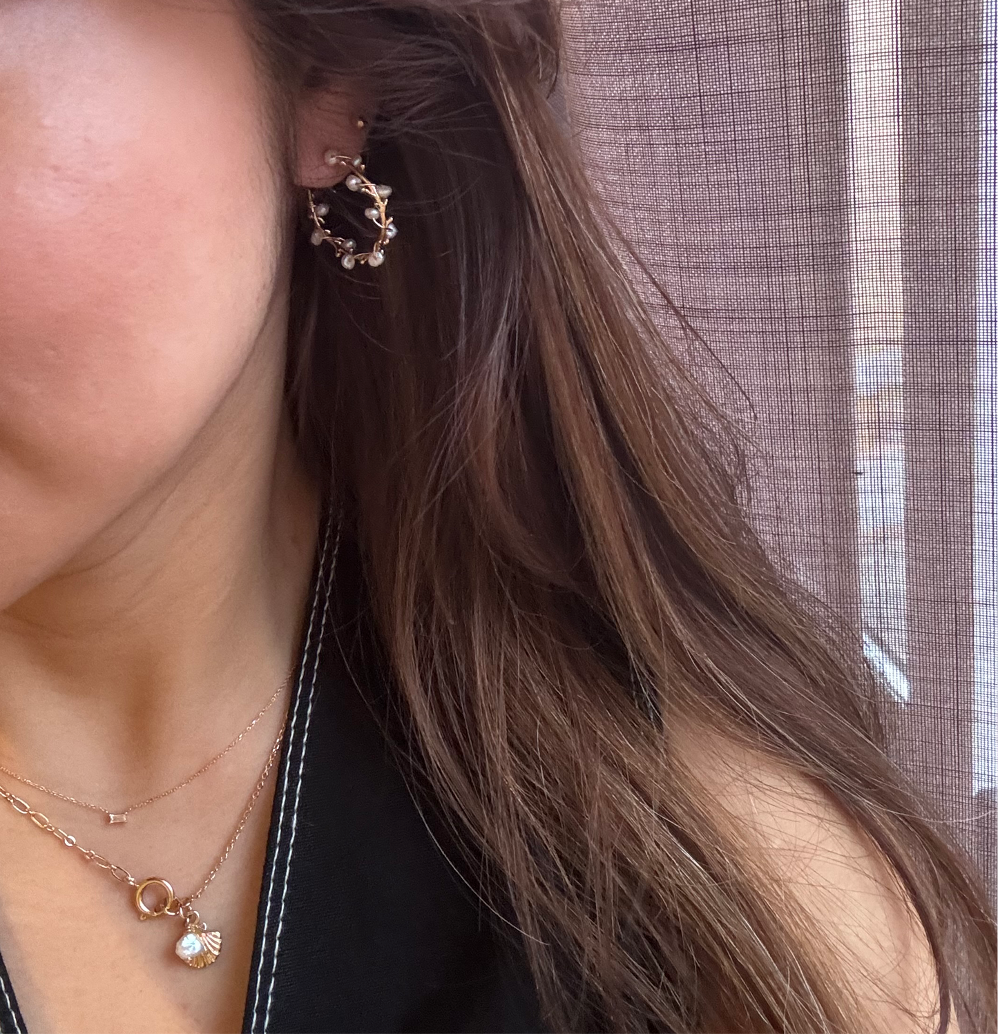 Milly迷你淡水珍珠藤繞圈圈耳環