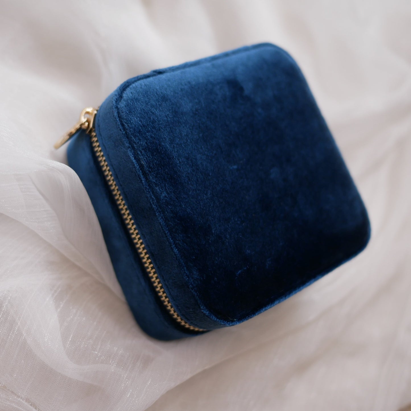 Marine藍絲絨方形旅行首飾盒