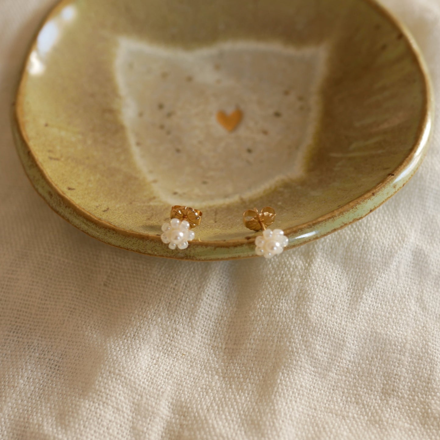 Alexiane玻璃珠小花耳釘耳環