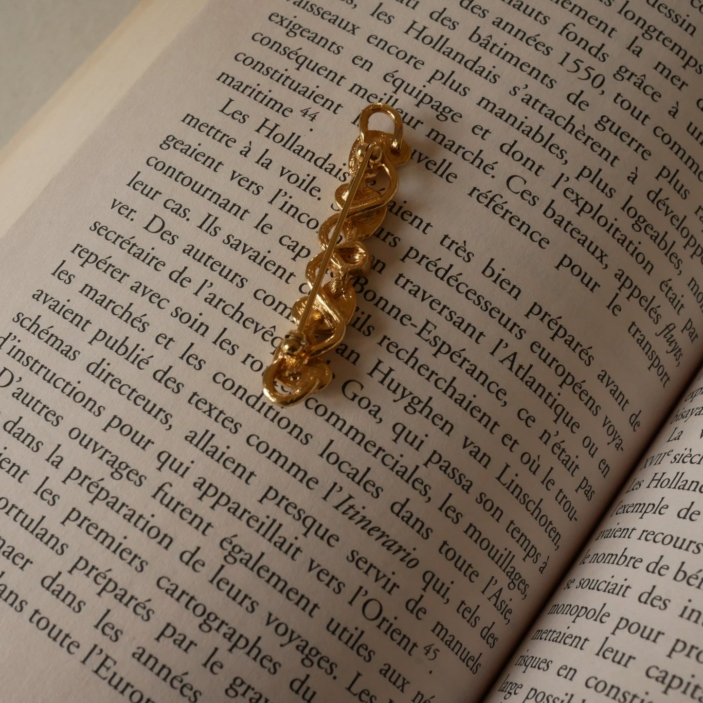 038 Vintage古董胸針