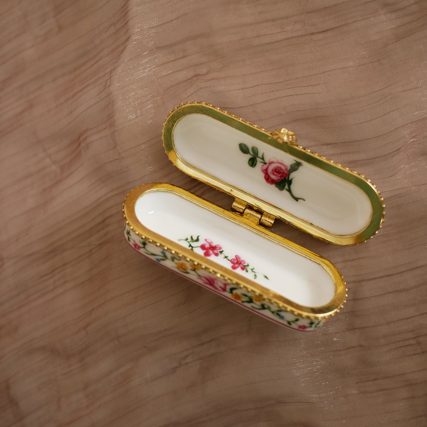 081 Vintage古董小盒