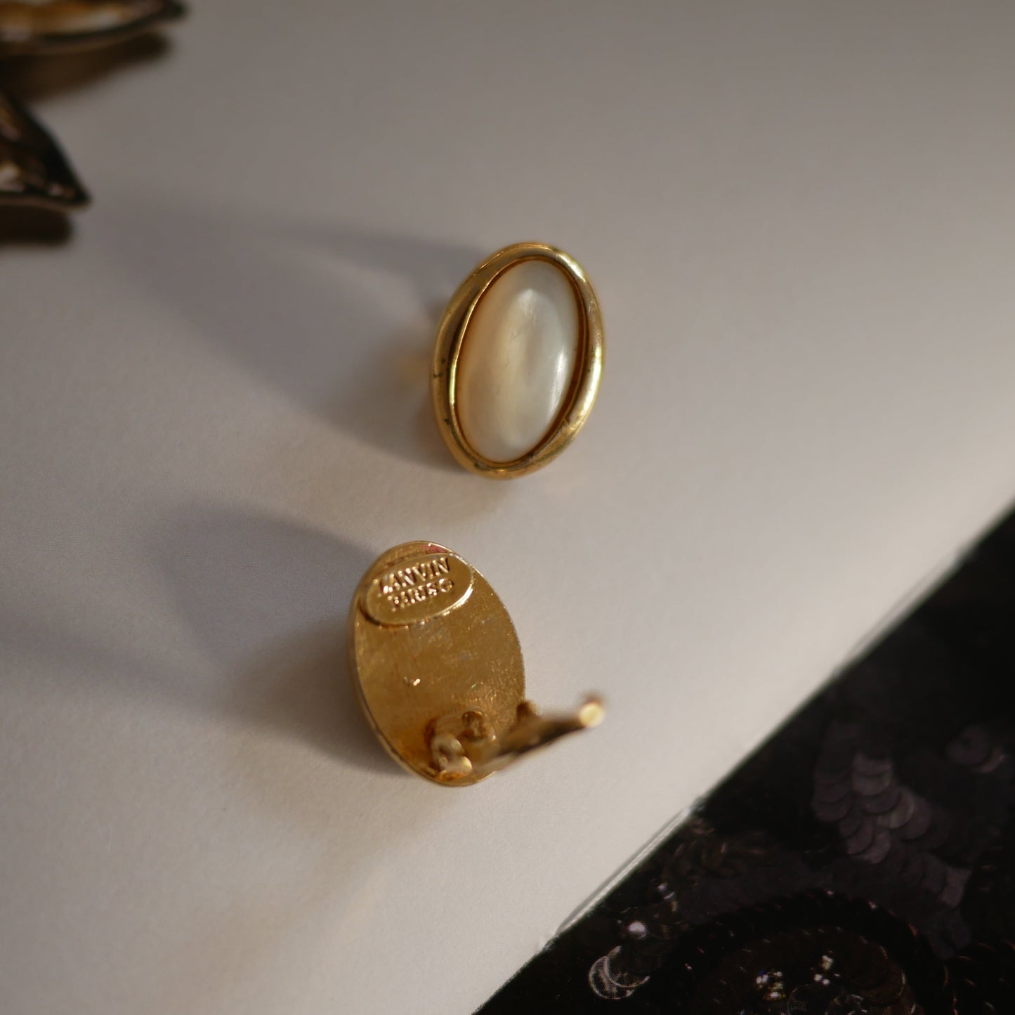 109 Vintage古董夾式耳環