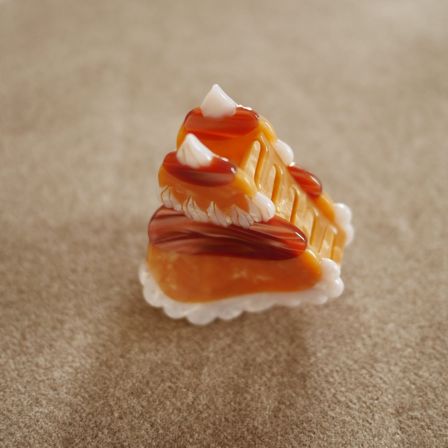 法國Coucou Suzette 修女泡芙造型爪夾 Religieuse Hair Claw