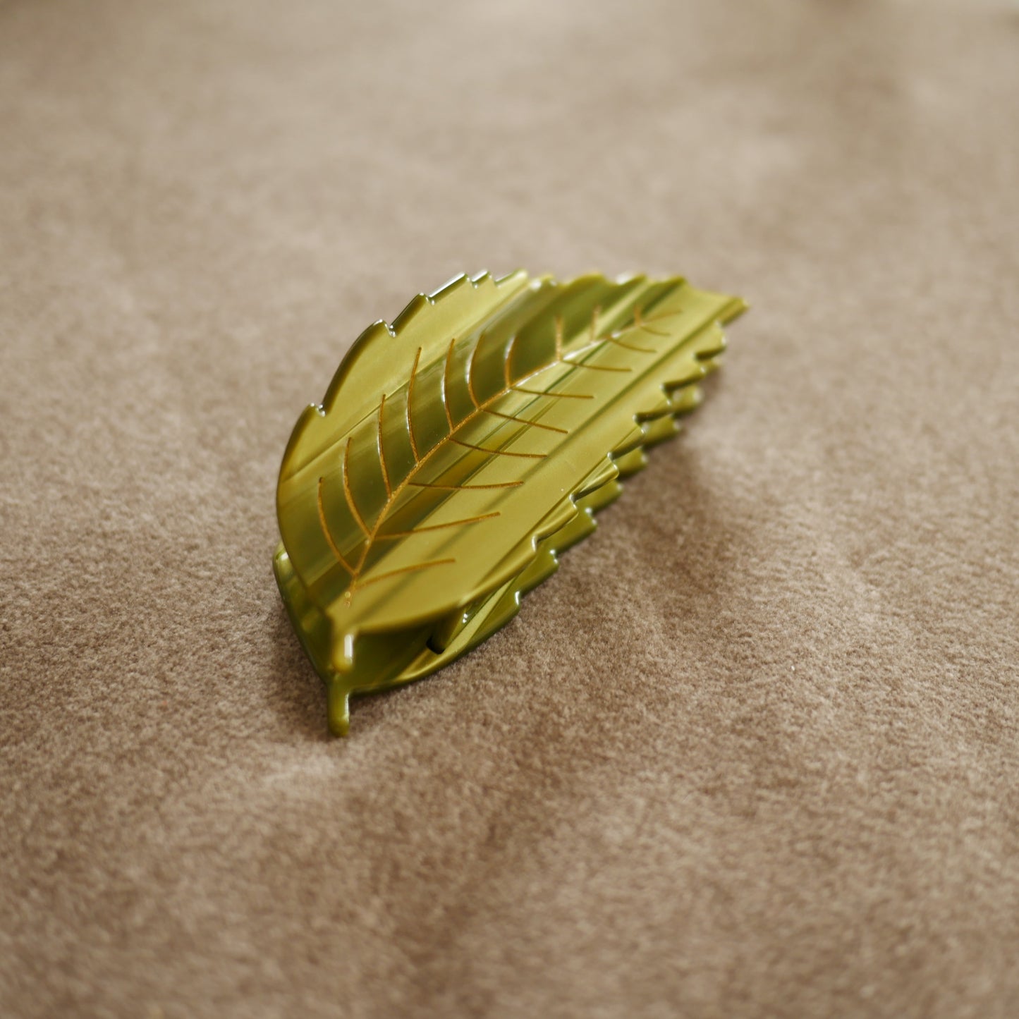 法國Coucou Suzette 栗子葉造型爪夾 Chestnut Leaf Hair Claw