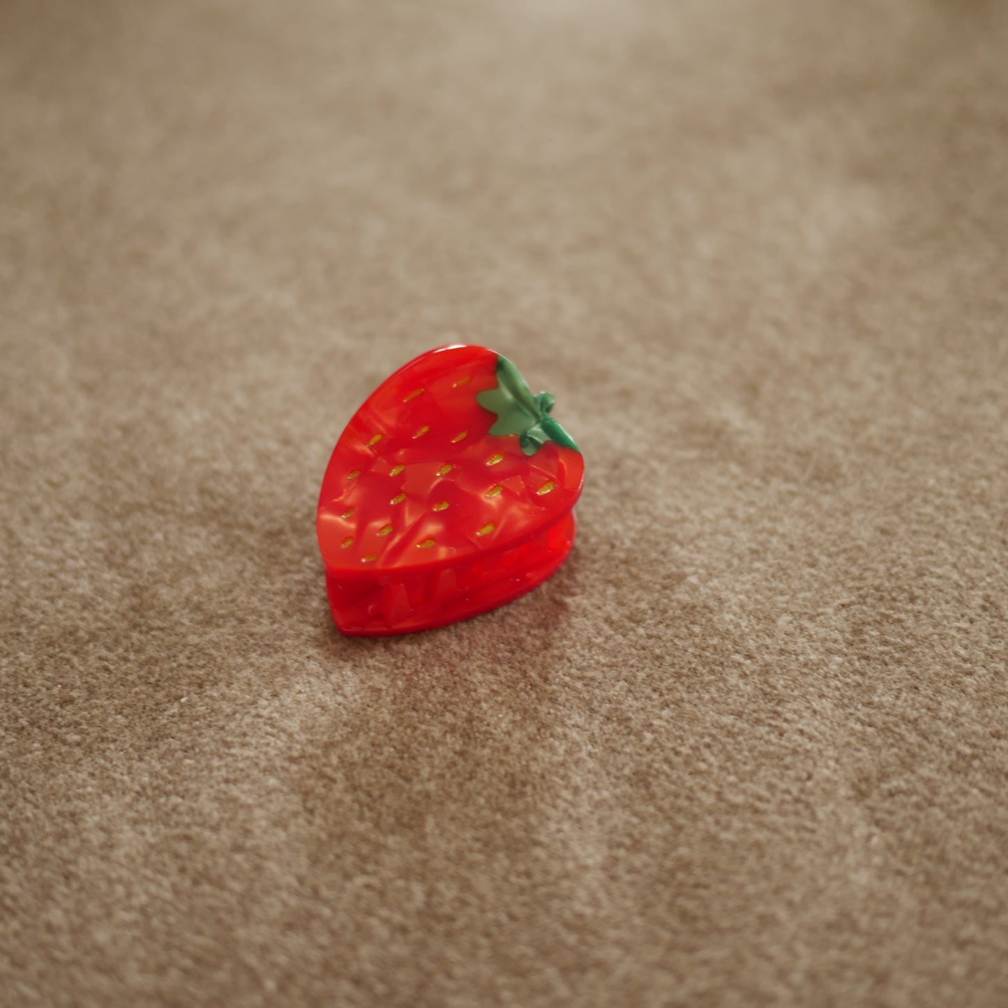法國Coucou Suzette 草莓迷你爪夾 Strawberry Mini Hair Claw