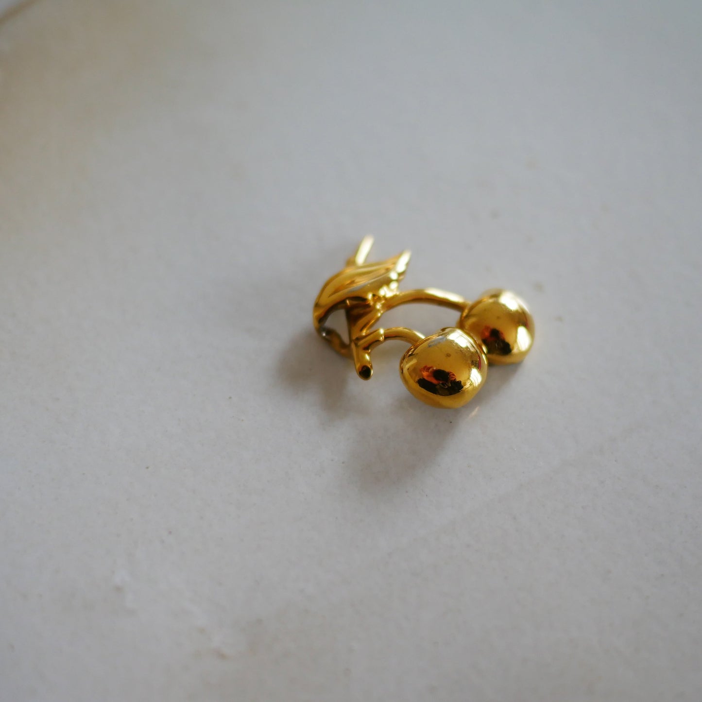 176 Vintage American Monet Antique Necklace Pendant