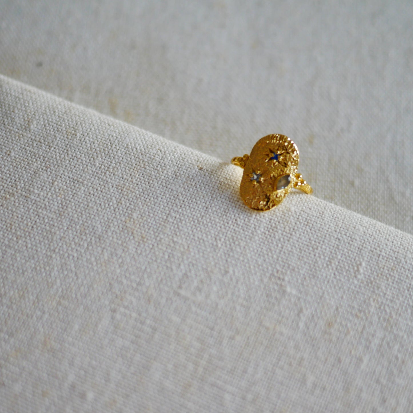 Hydrus Star and Moon Design Ring