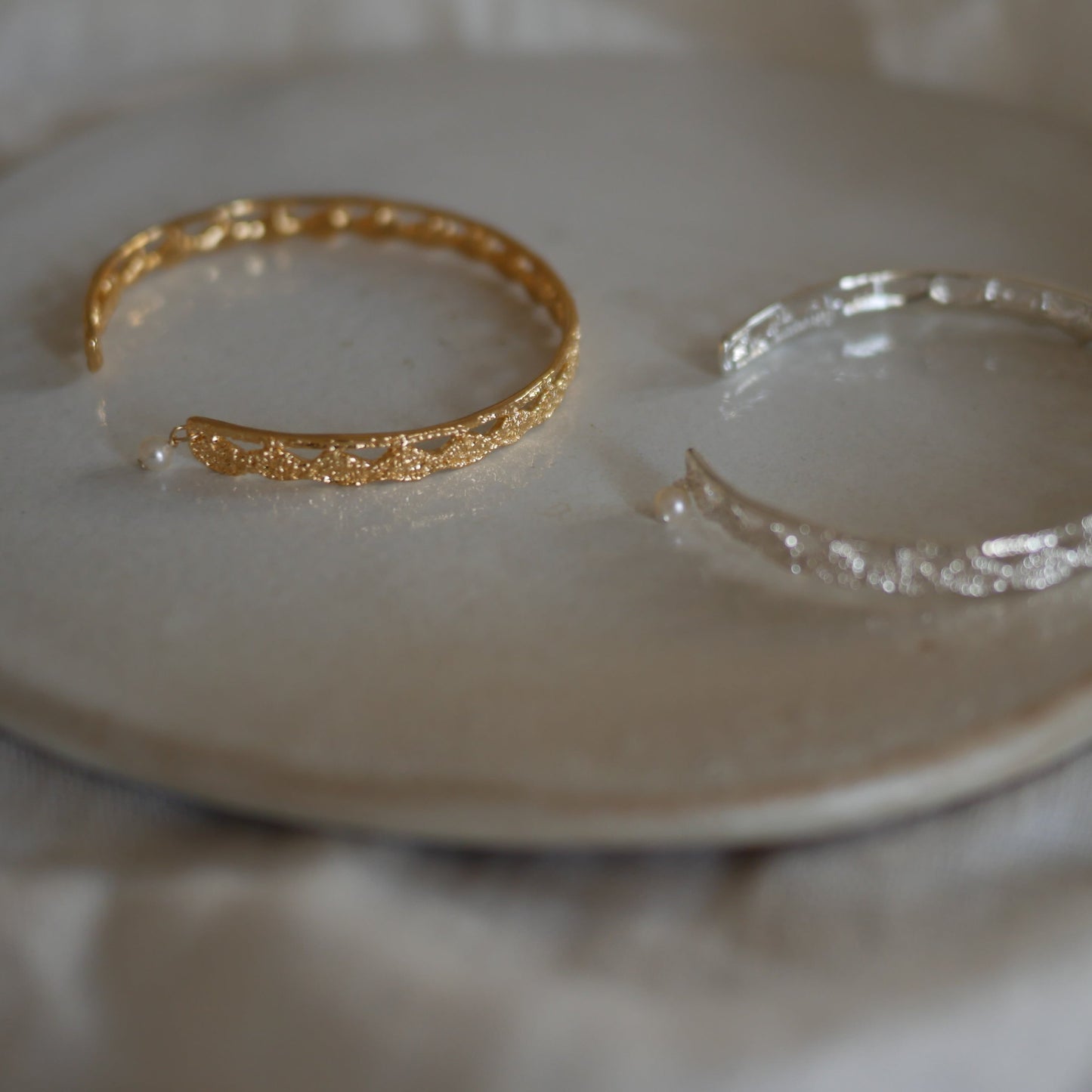 Lace scale 290迷你珍珠蕾絲手環