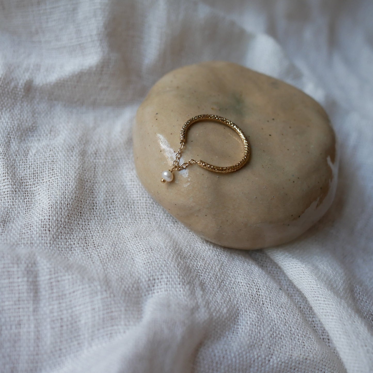 Rigide迷你淡水珍珠鍊戒指