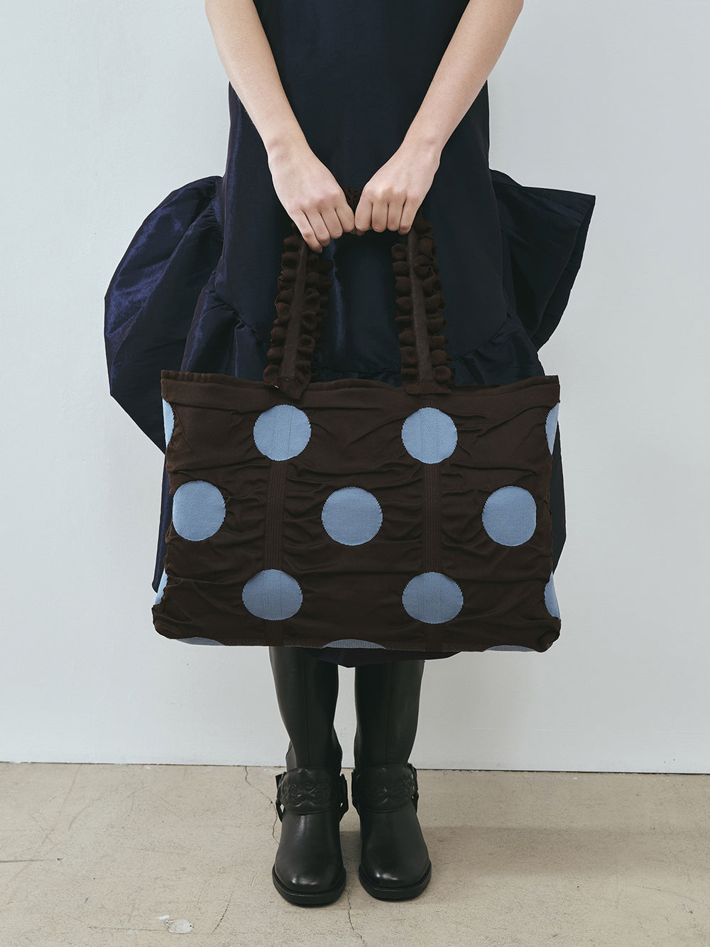 \早鳥預購中 現折$200/
 Polka dot圓點大型購物包 摩卡棕