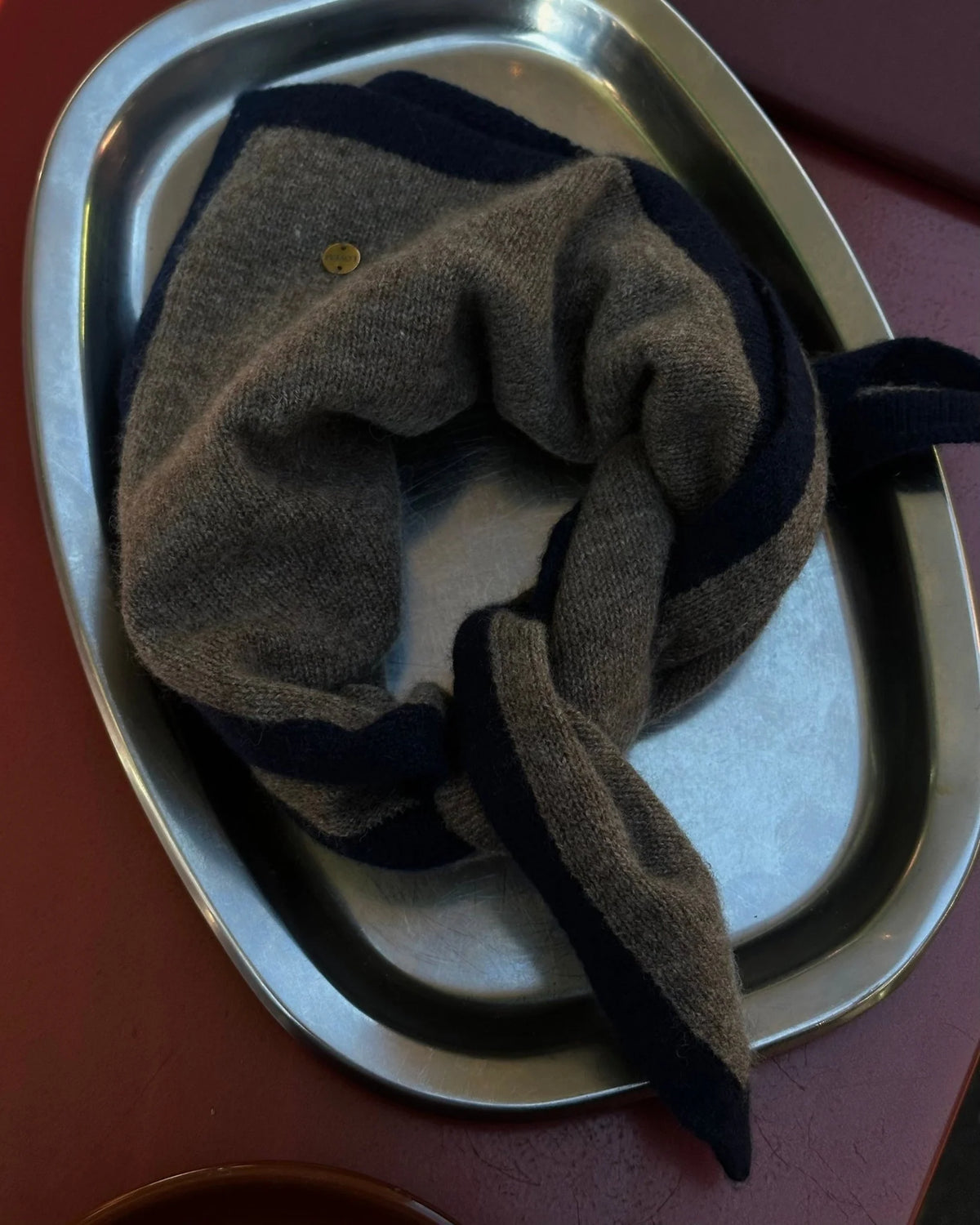 <預購> Mini Scarf 100% cashmere羊絨小方巾 灰棕/深藍 Taupe/Navy
