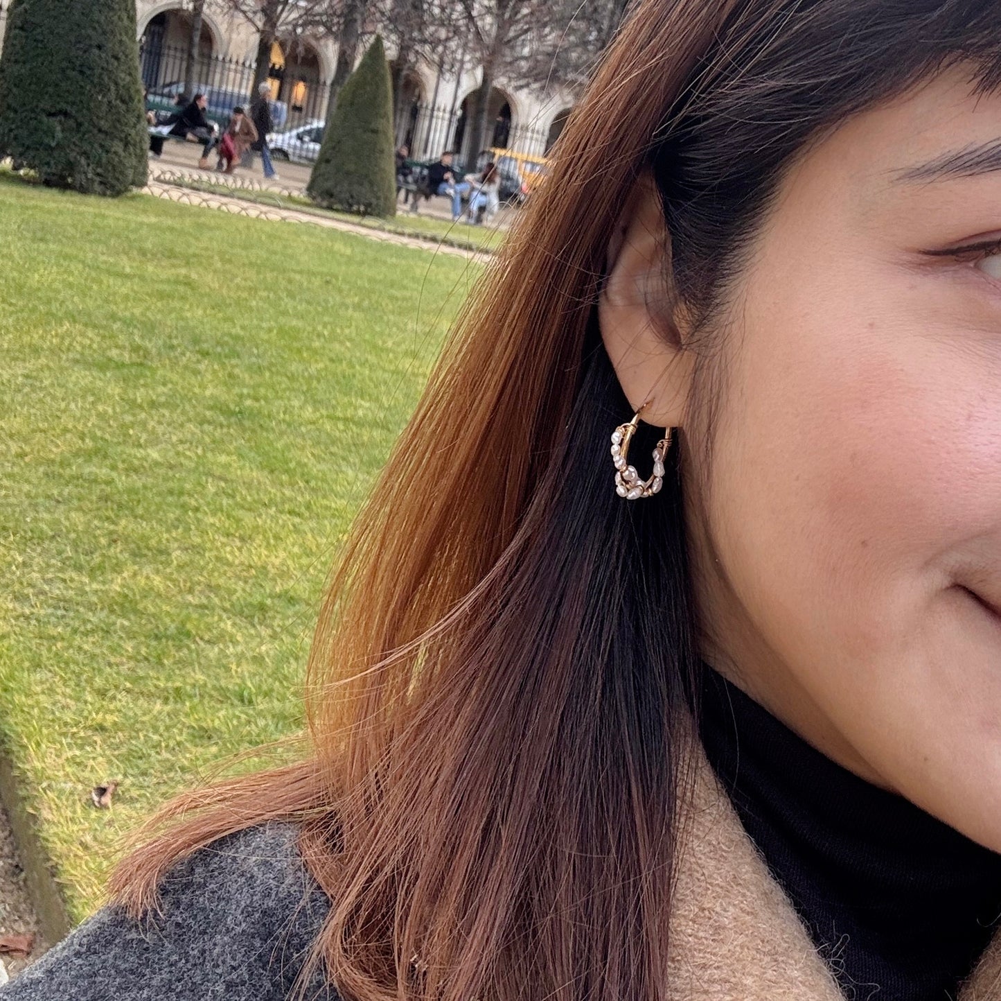 Eddie珍珠枝蔓環形耳環