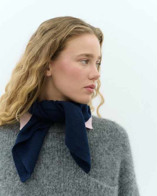 <預購> Mini Scarf 100% cashmere羊絨小方巾 深藍 Navy
