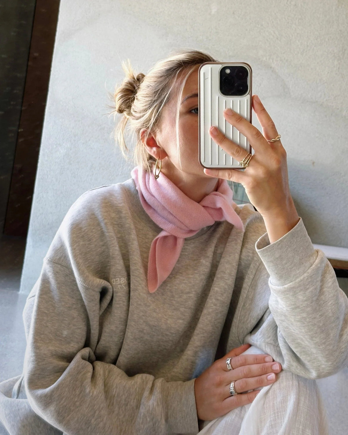<預購> Mini Scarf 100% cashmere羊絨小方巾 粉紅 Pink