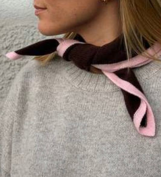 <預購> Mini Scarf 100% cashmere羊絨小方巾 巧克力棕/粉紅 Chocolate/Pink