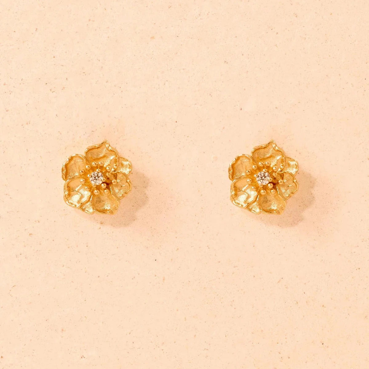 (預購款)Zinnia五瓣花造型鑽石耳環