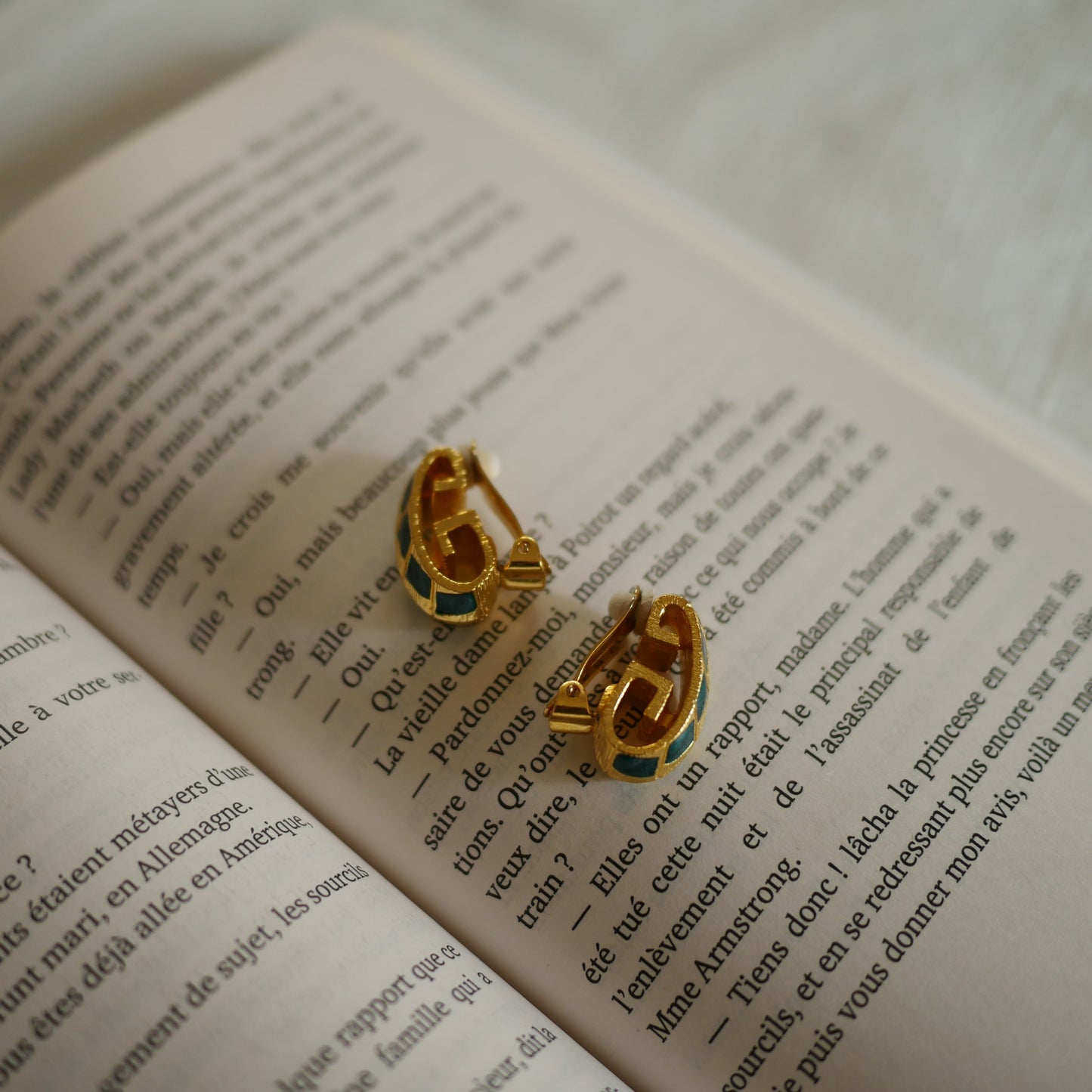 131 Vintage古董夾式耳環