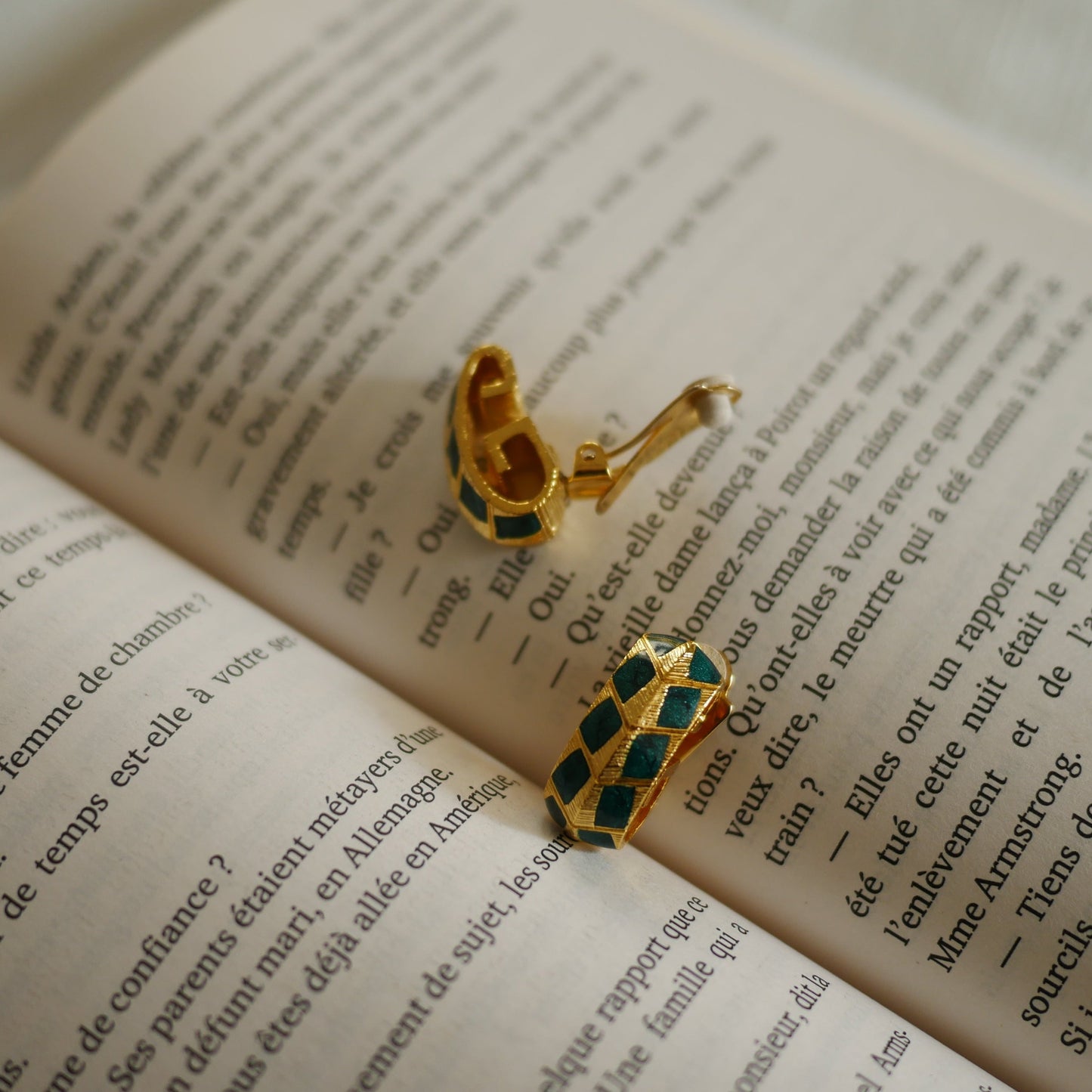 131 Vintage古董夾式耳環