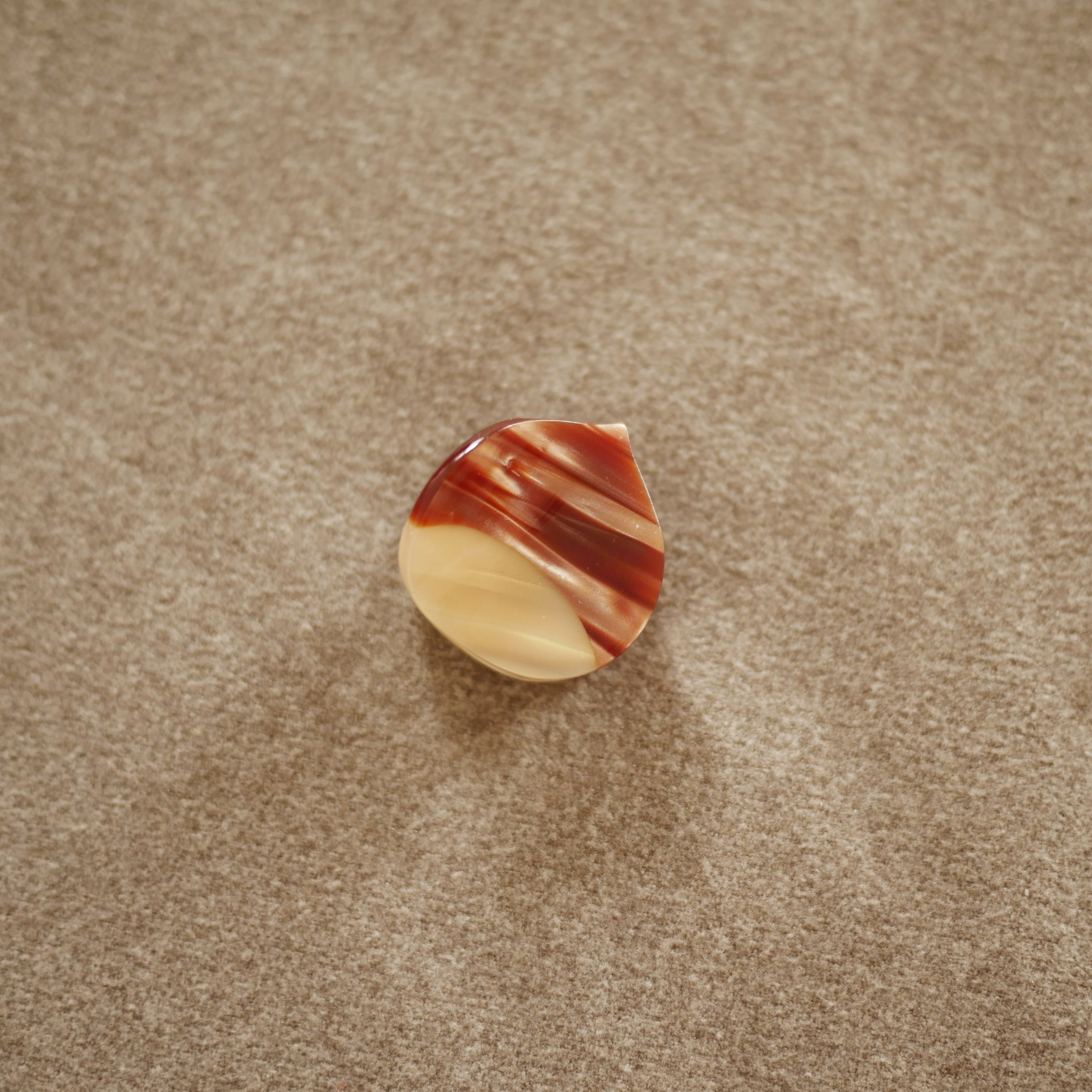 Coucou Suzette Chestnut Mini Hair Claw (France) – L'ECRIN M 好飾盒洋行