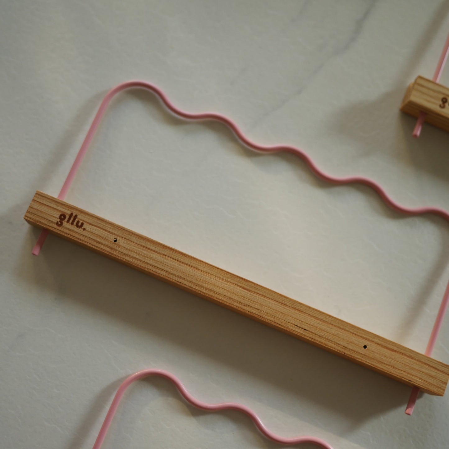 法國Gllu法式工藝木質展示壁架 Super-Poses