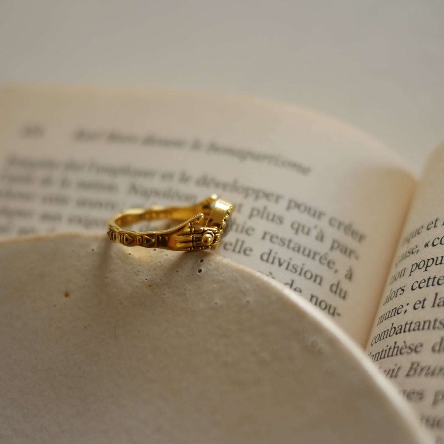 Sacha eye stone眼石旋轉戒指