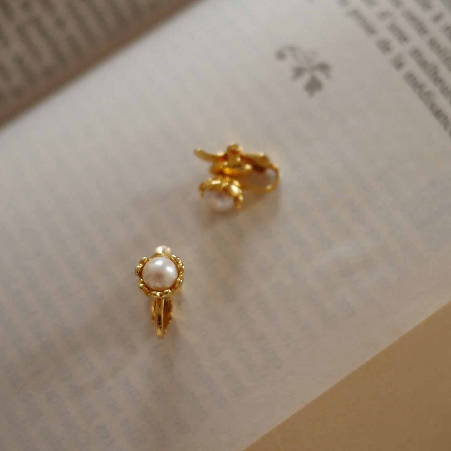 136 Vintage古董夾式珍珠耳環