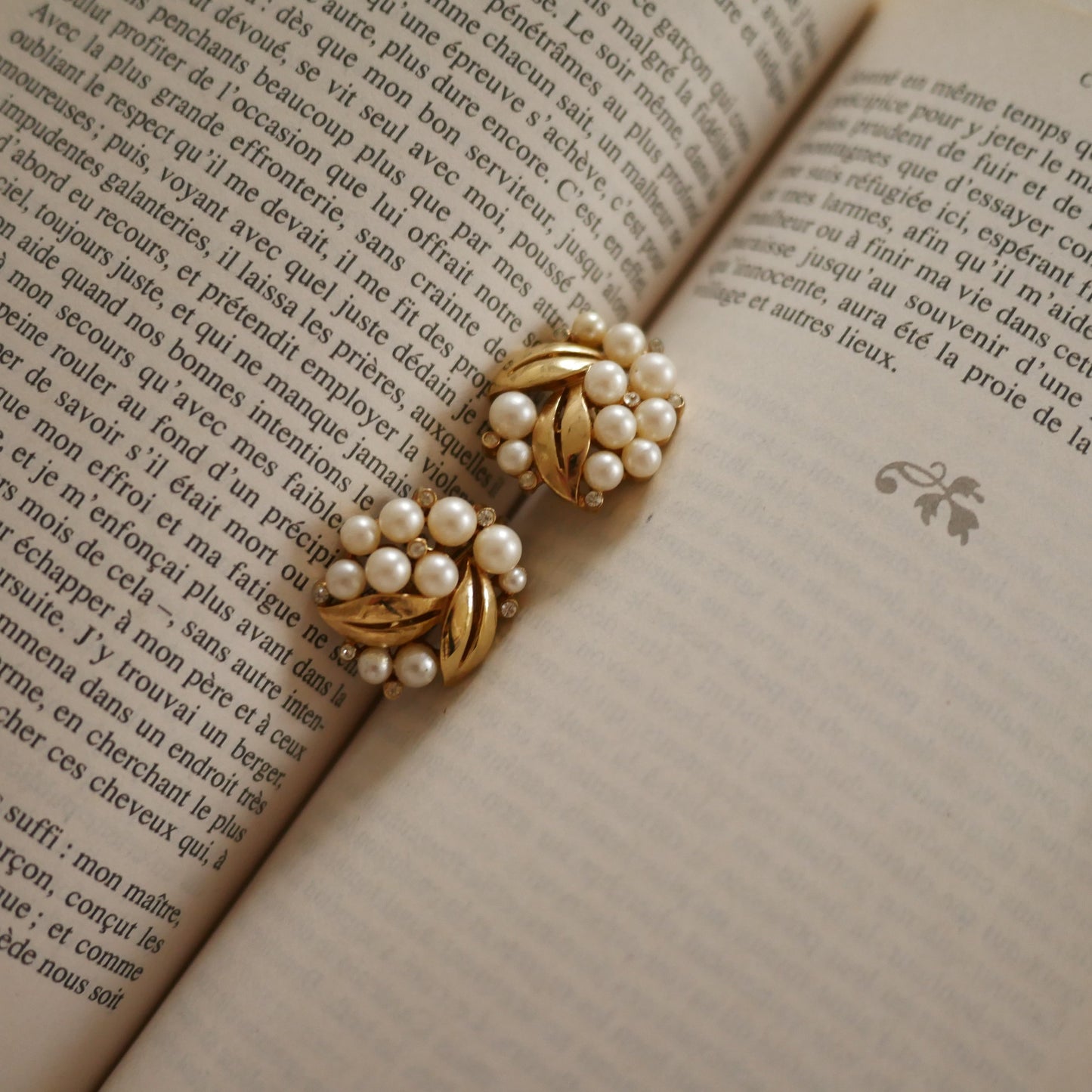 171 Vintage美國Trifari古董夾式耳環