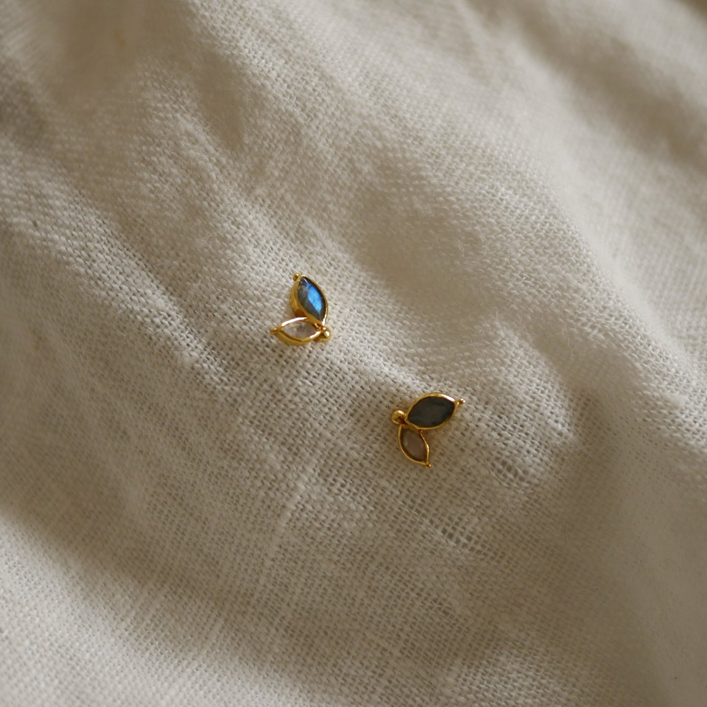 Corvus雙寶石葉形耳環