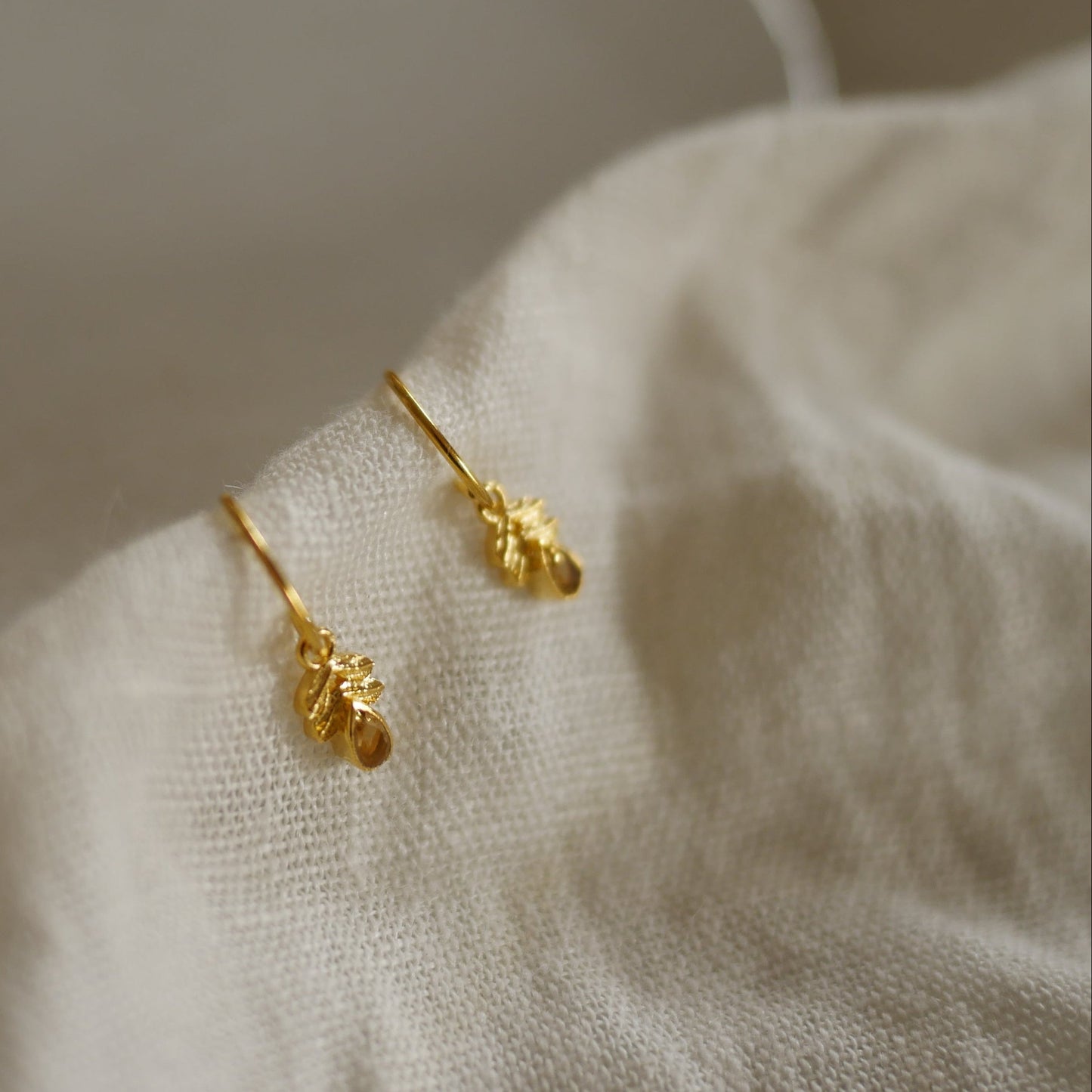 Umbriel葉狀黃水晶耳環