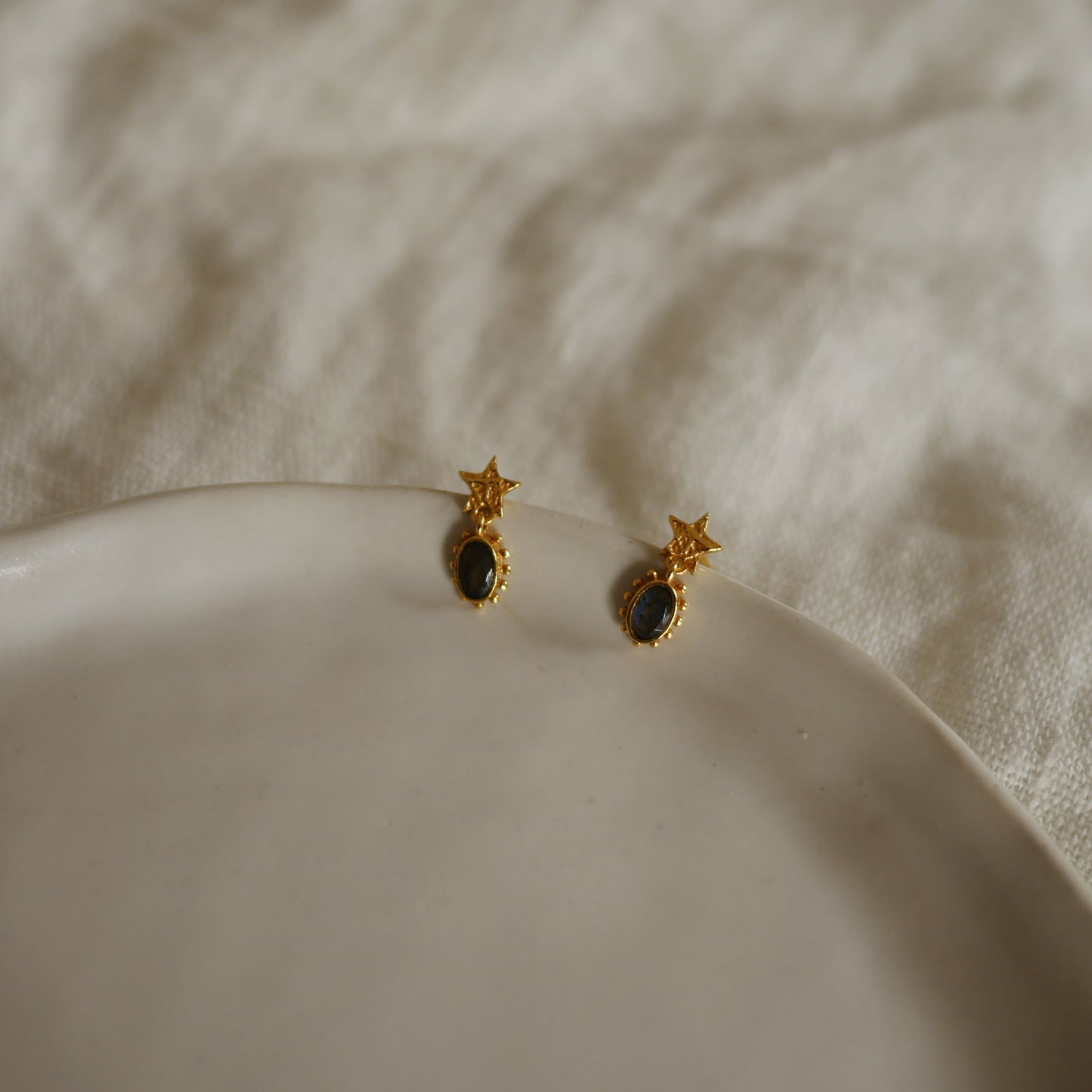 Crux古典星形耳環