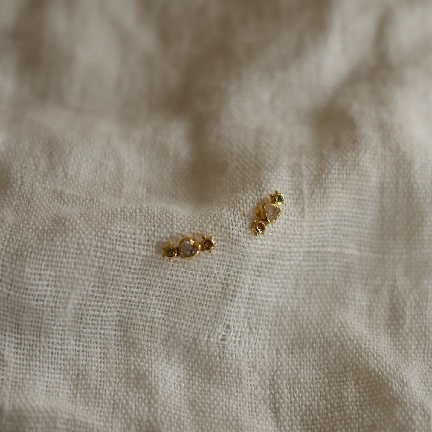 Carme愛心三石耳釘耳環