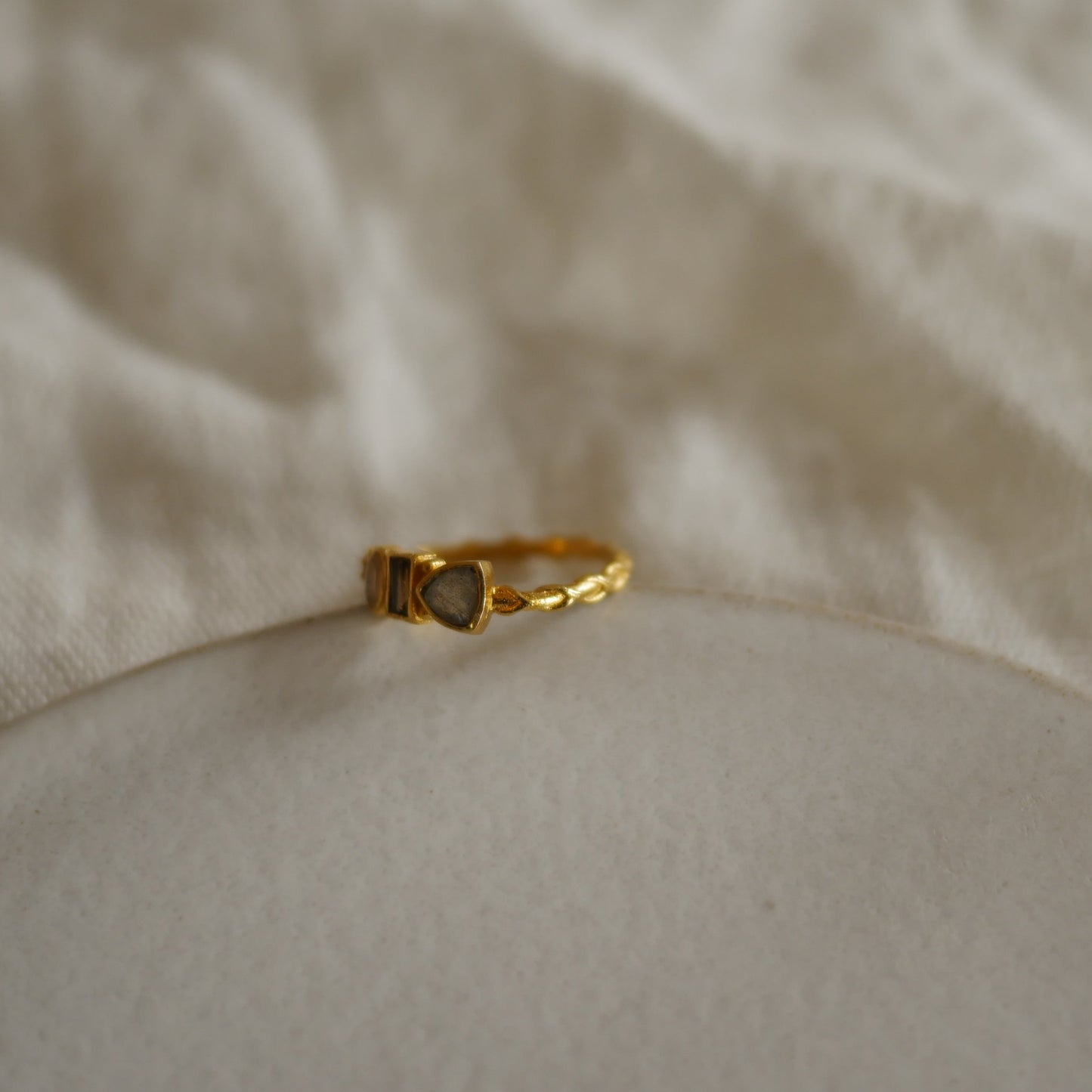 Awa辮狀半寶石戒指