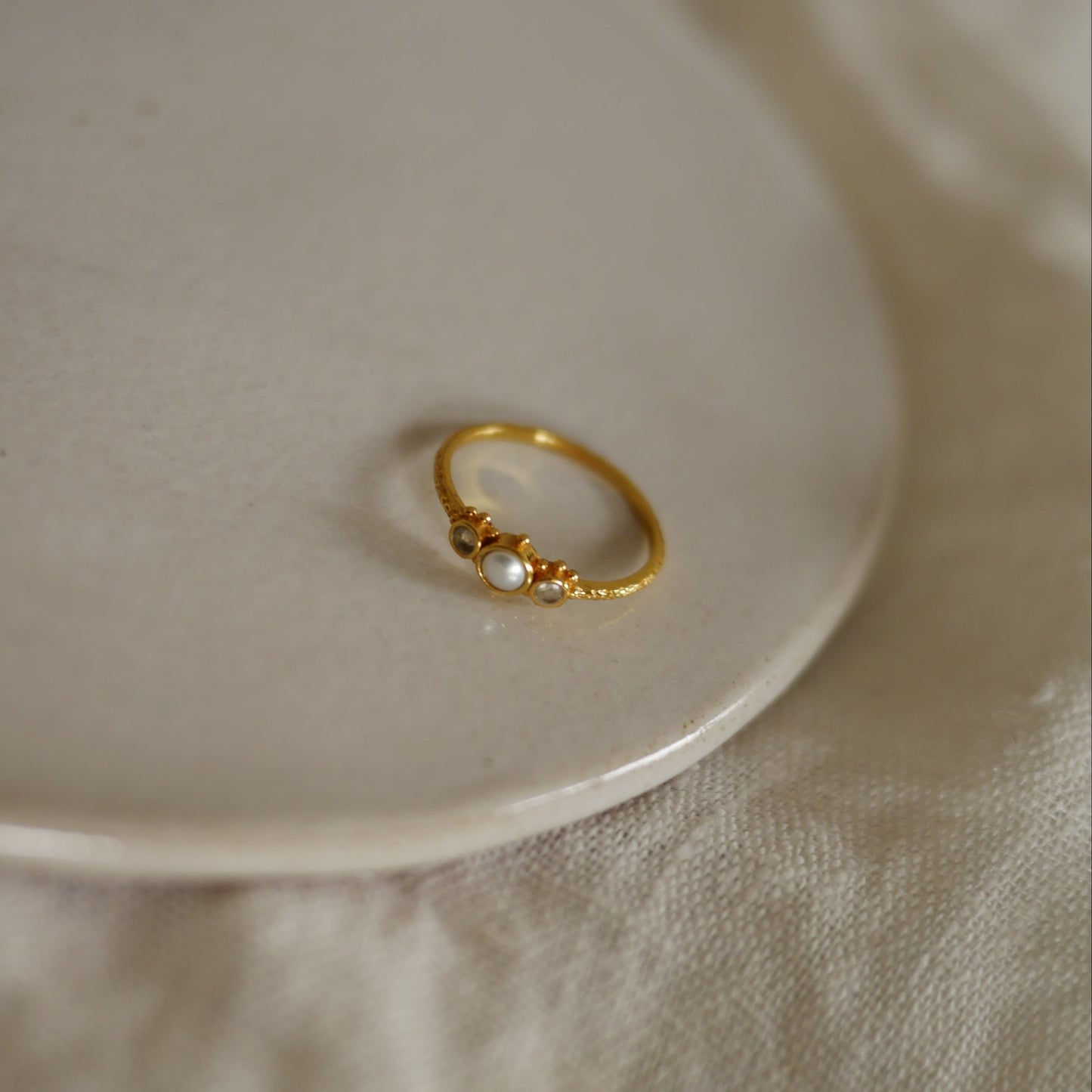 Yara月光石珍珠戒指