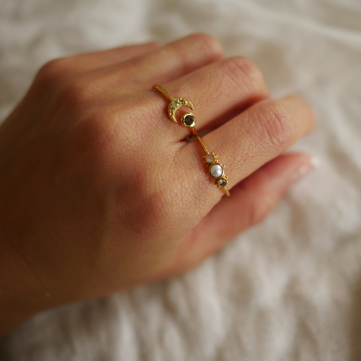 Aquila星月半寶石戒指