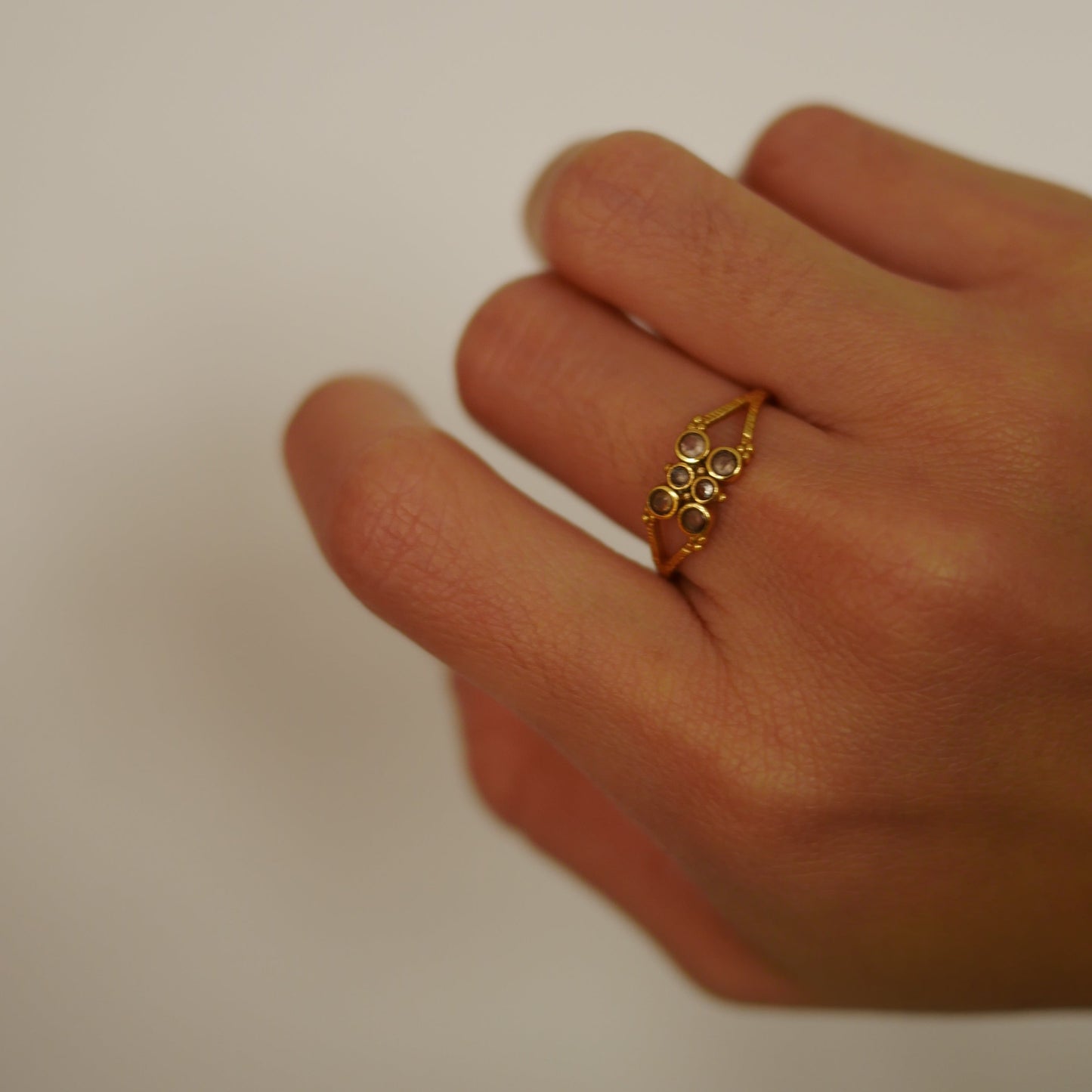 Lacewing復古粉晶戒指