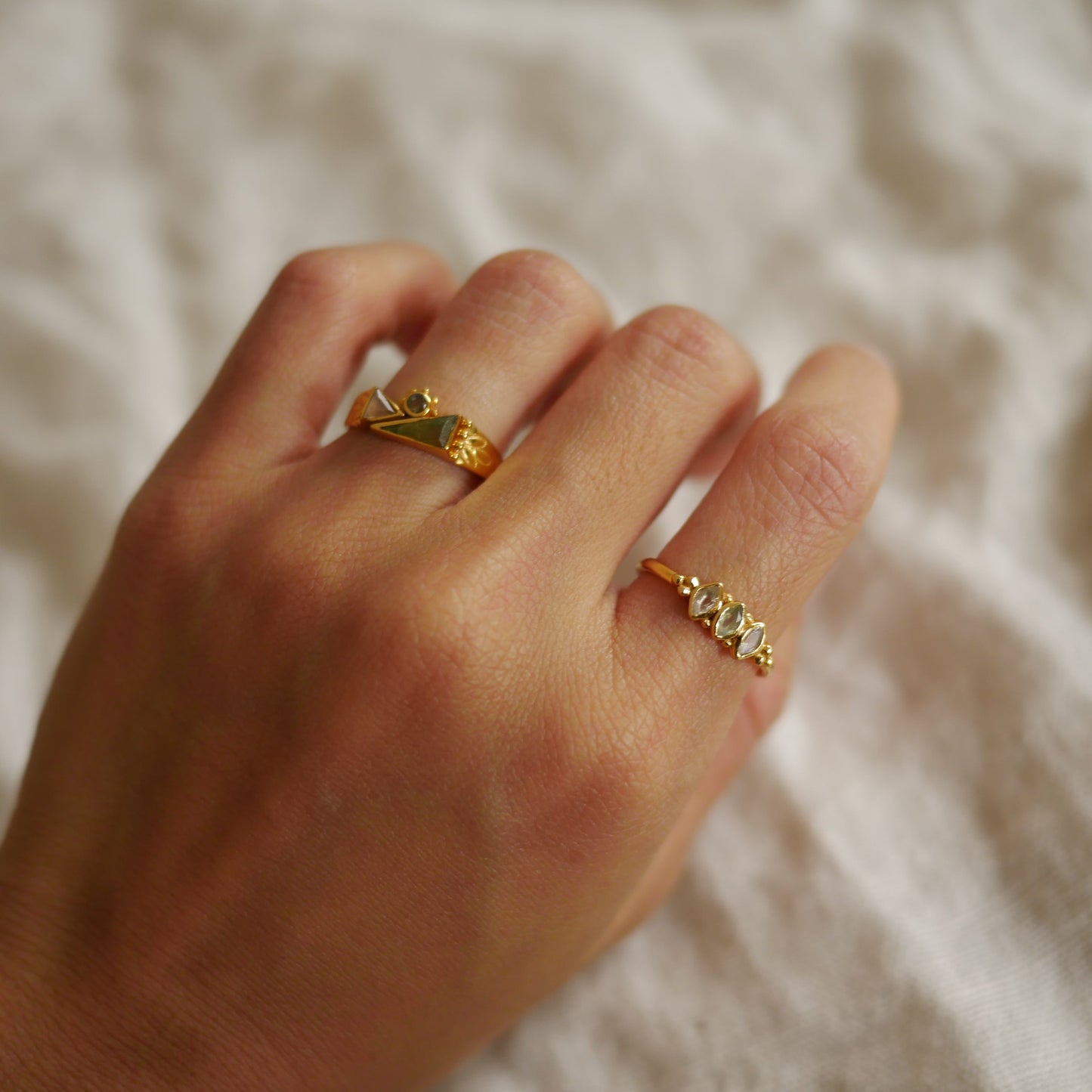 Leda幾何半寶石戒指