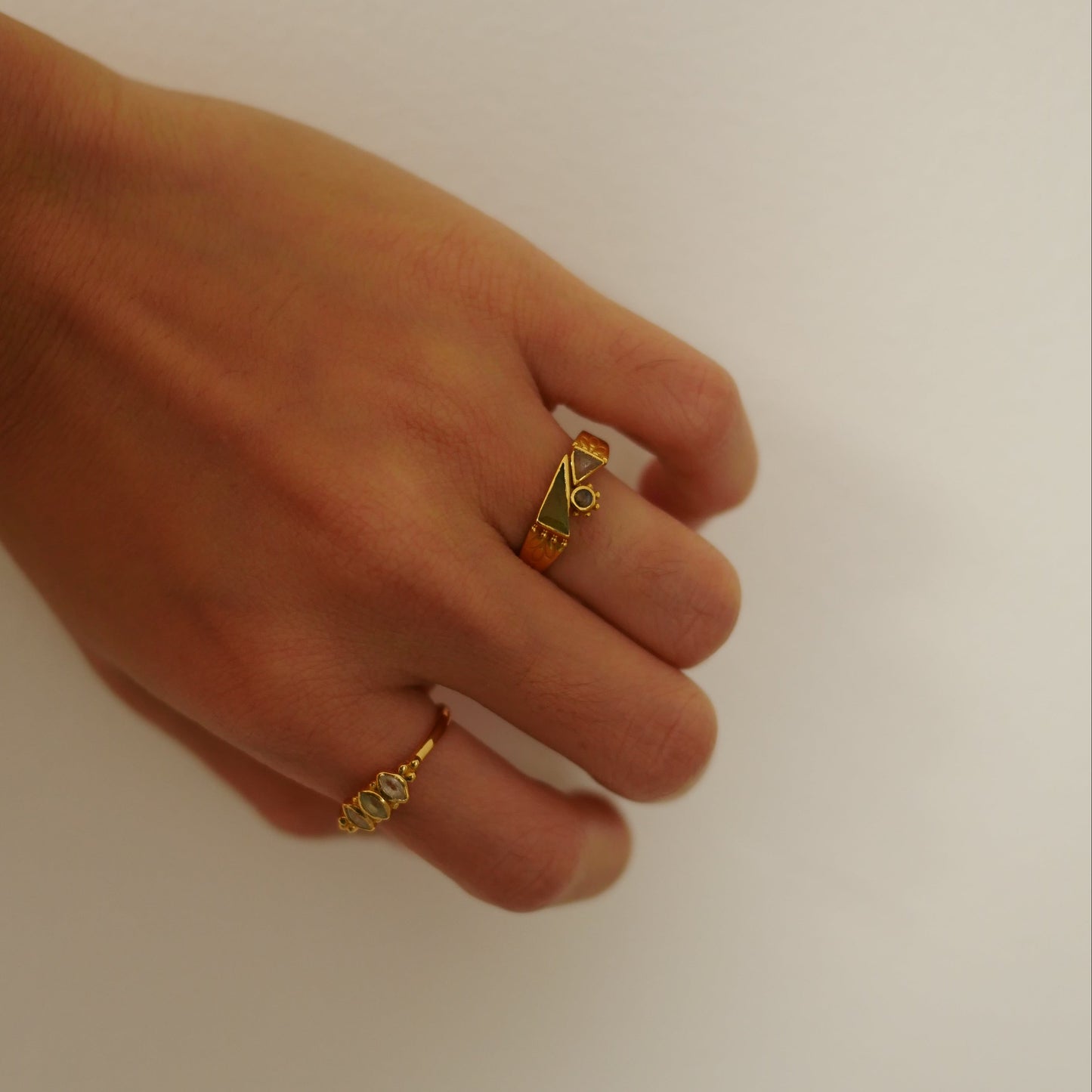 Leda幾何半寶石戒指