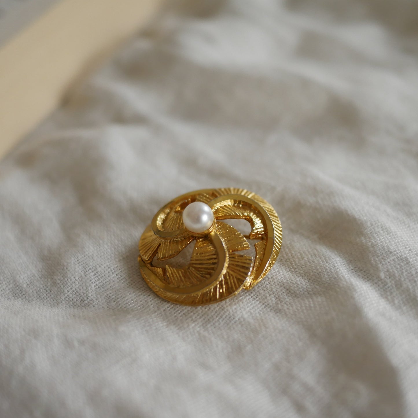 154 Vintage古董胸針