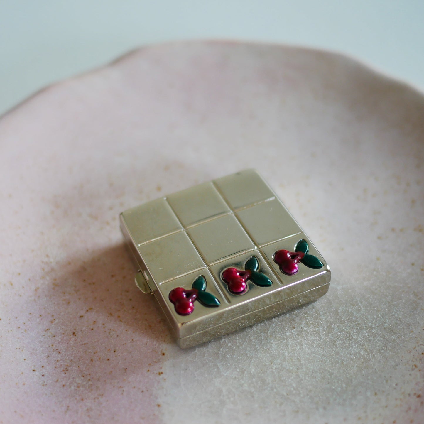 186 Vintage法國Clinique古董粉餅盒