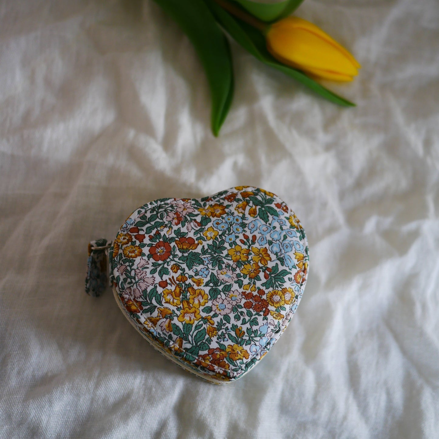 Penstemon Road British Liberty floral heart-shaped jewelry box