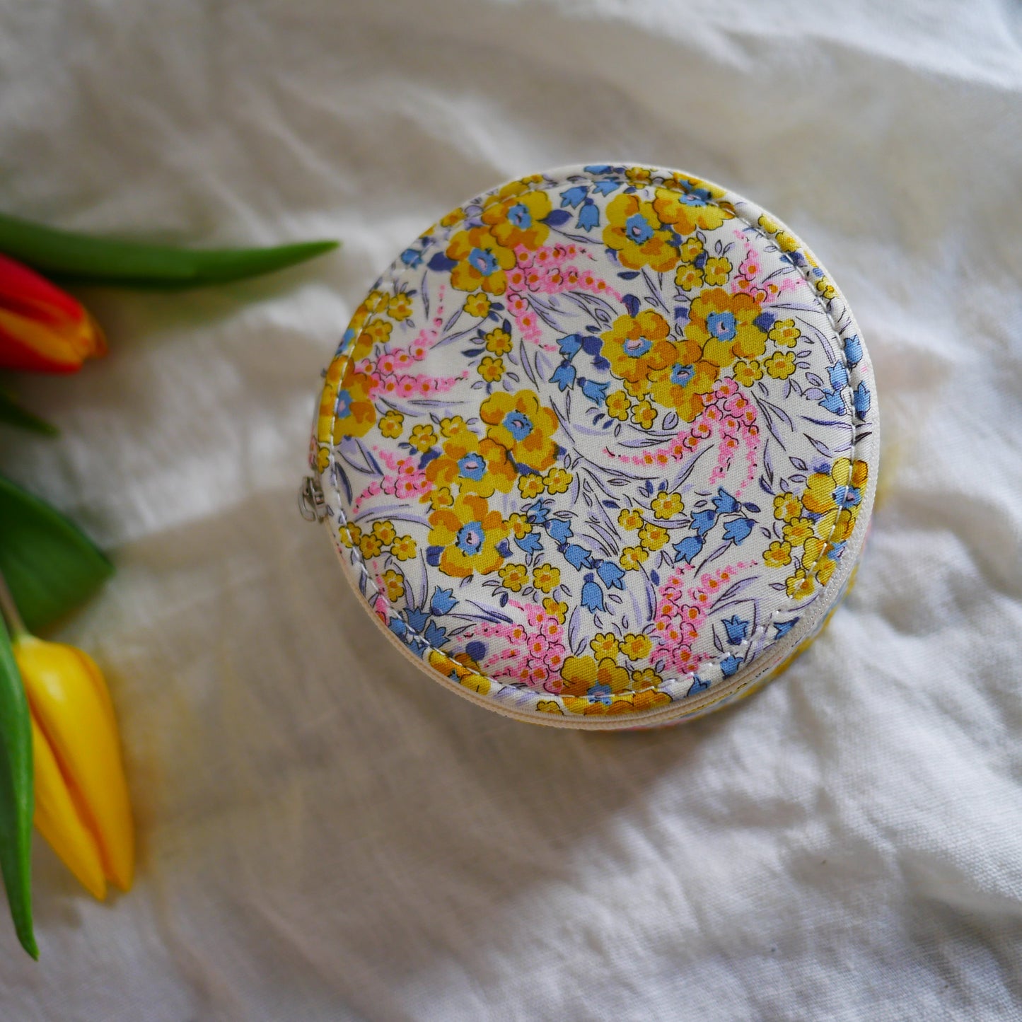 Swirling Petals英國Liberty花布圓形首飾盒