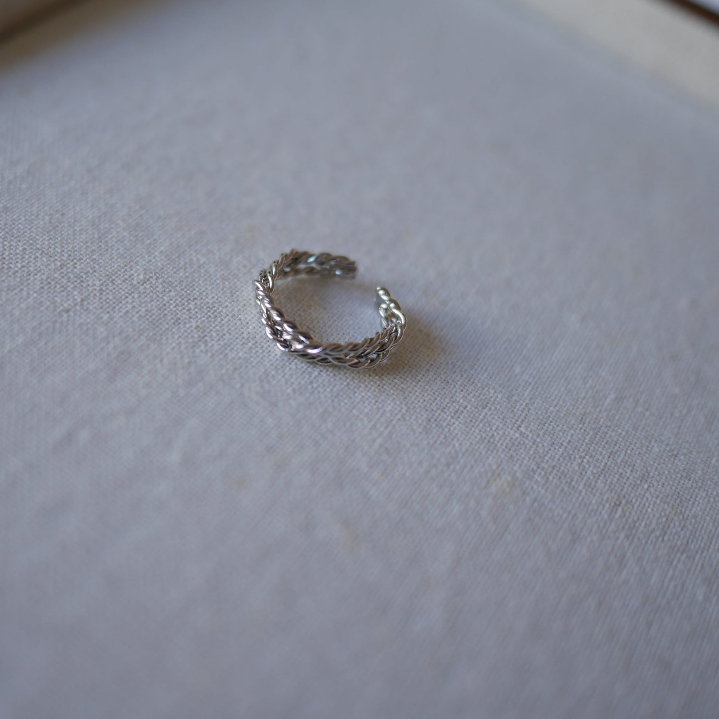 Ila Palladium engraved line ring