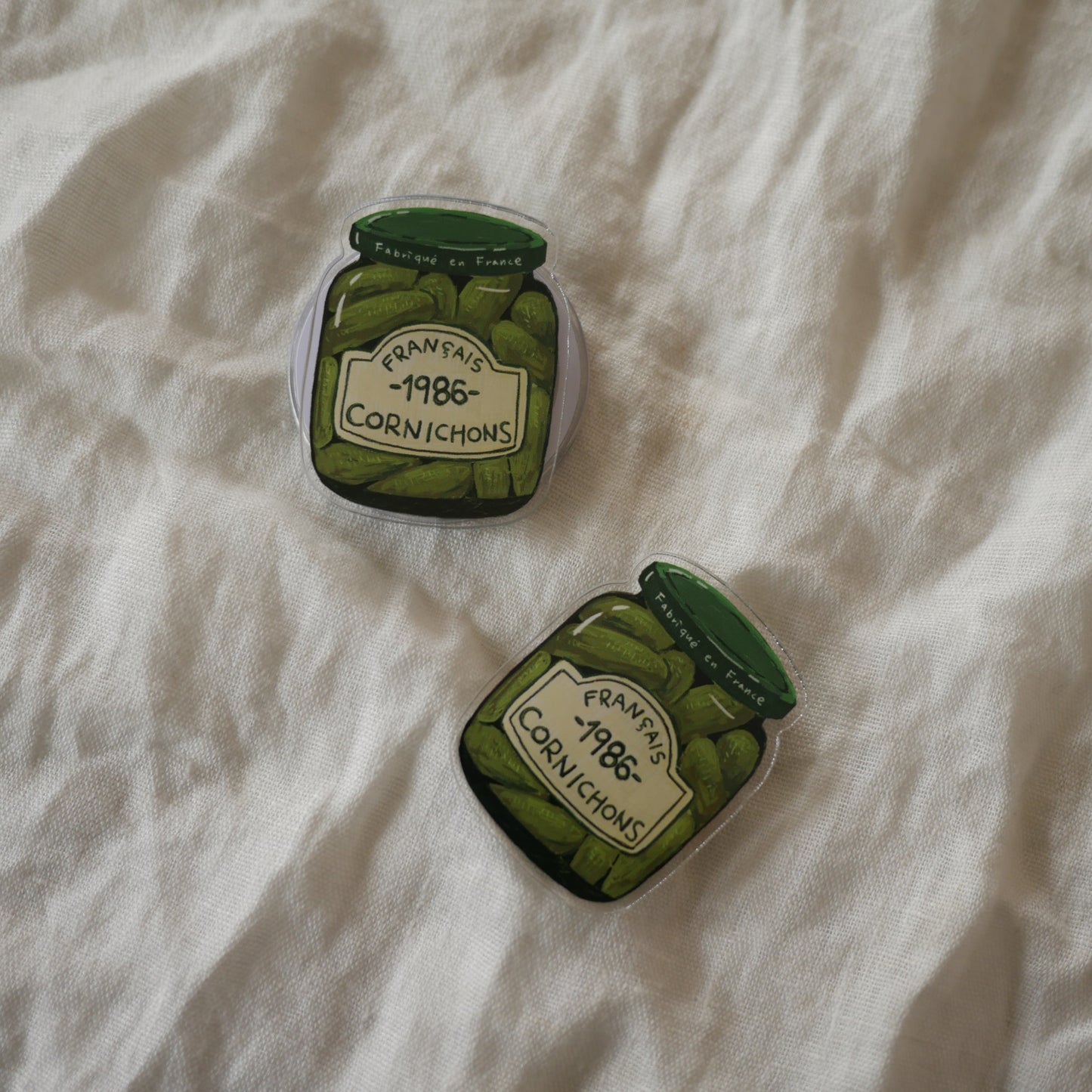 French APARIS Studio 3D Airbag Phone Holder - French Style Phone Grip