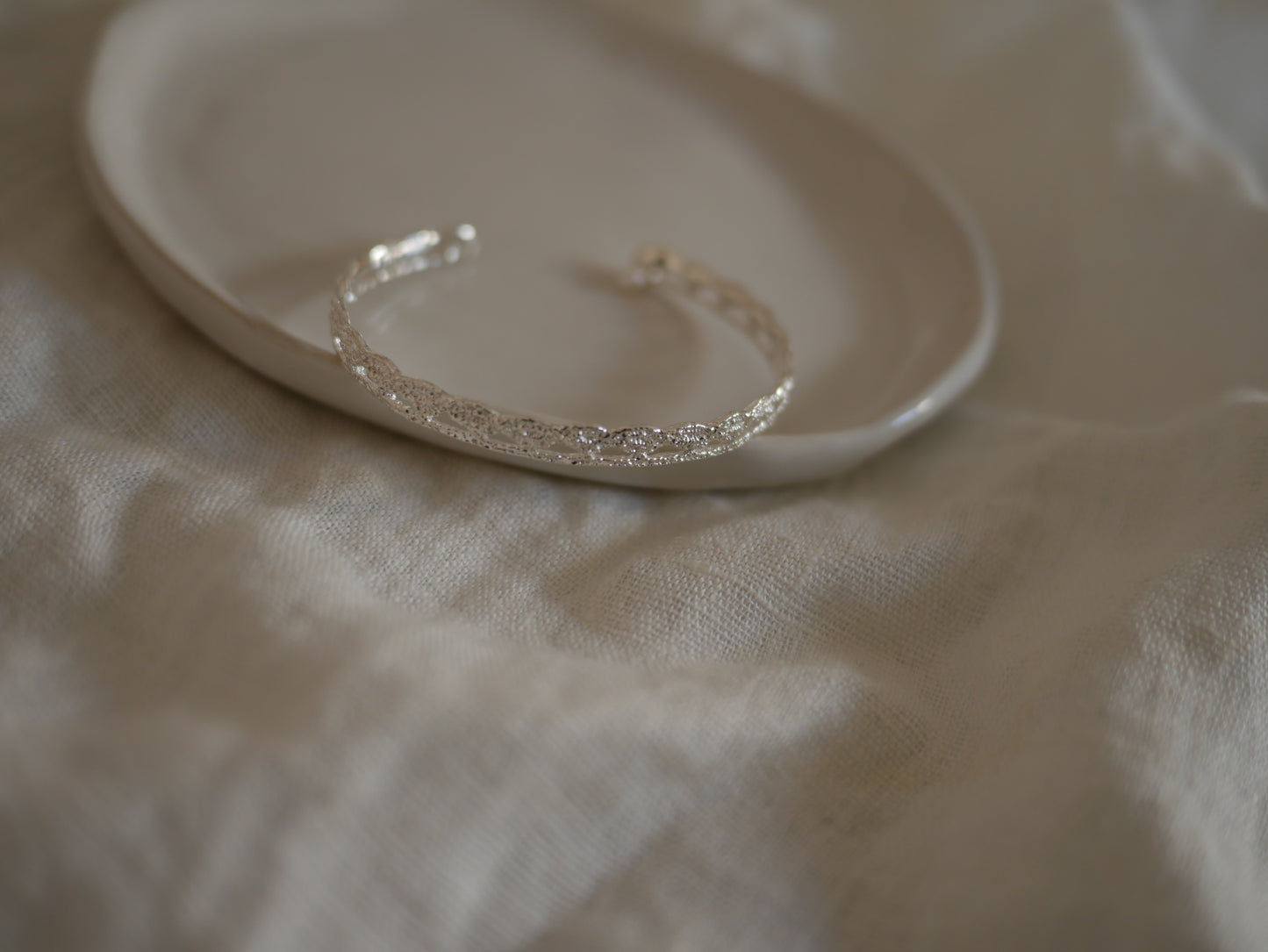 Lace scale 290迷你珍珠蕾絲手環